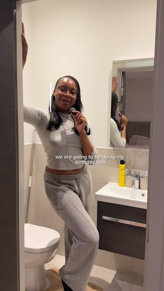 Post 7 by Yanaaeden on TikTok (video)