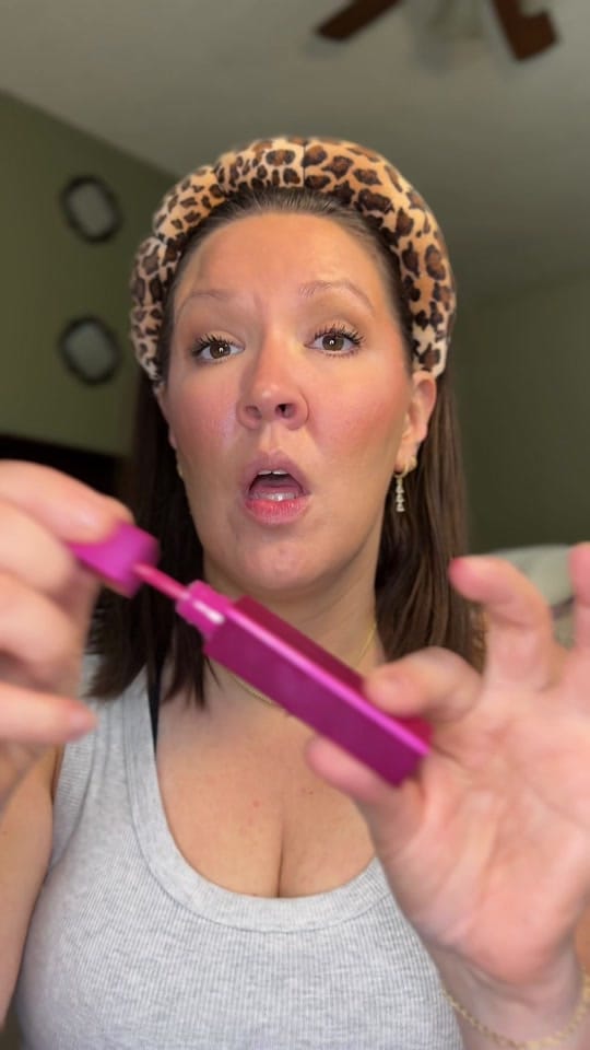 Post 3 by Chelsea Nicole on TikTok (video)