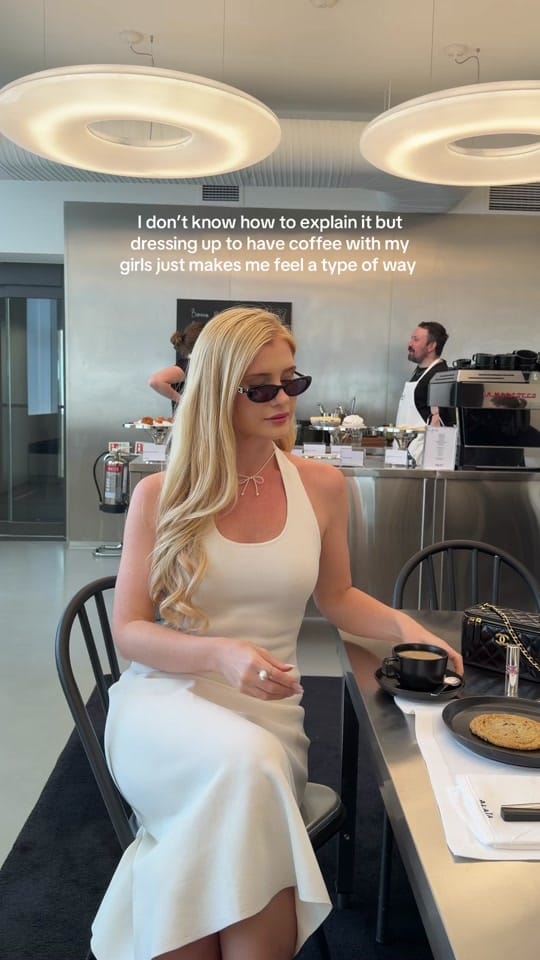 Post 5 by Anna Syren on TikTok (video)