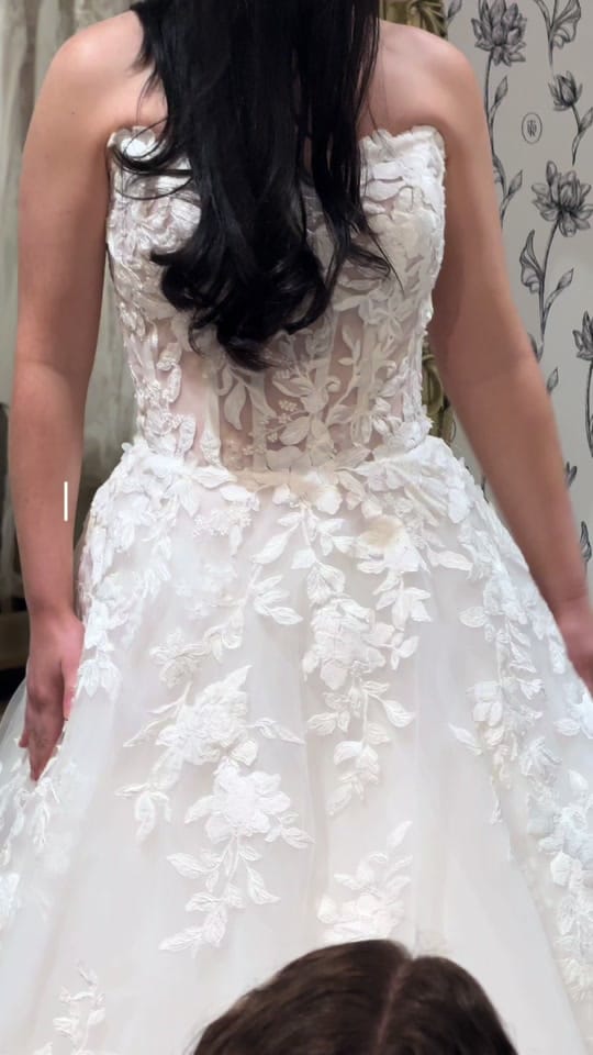 Post 4 by TDR Bridal Birmingham ™ on TikTok (video)