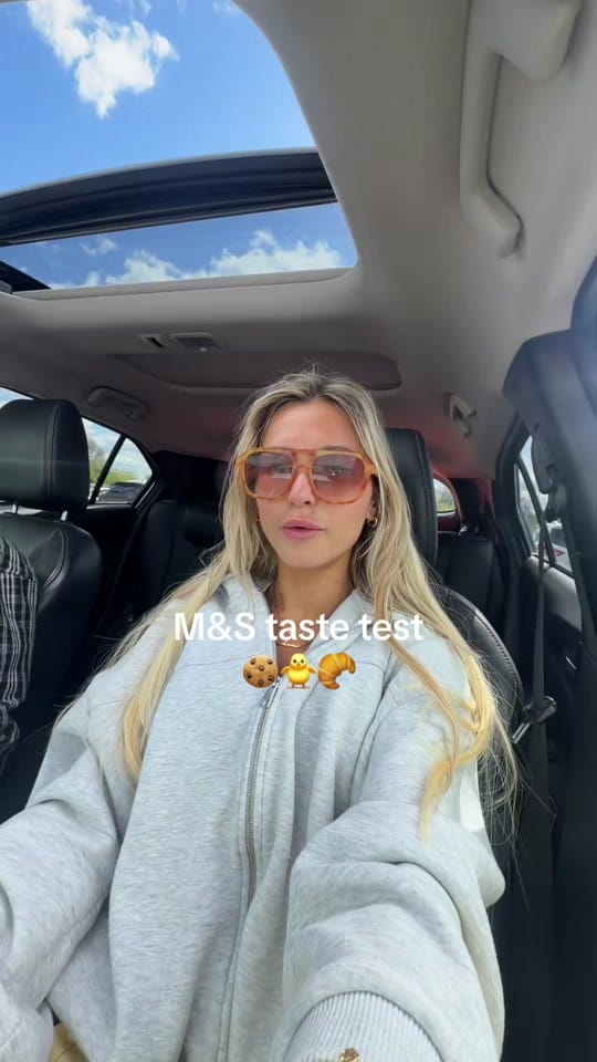 Post 1 by India on TikTok (video)