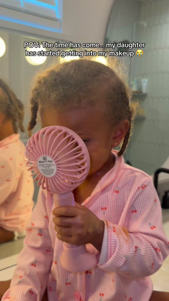 Post 2 by AG & ANA on TikTok (video)