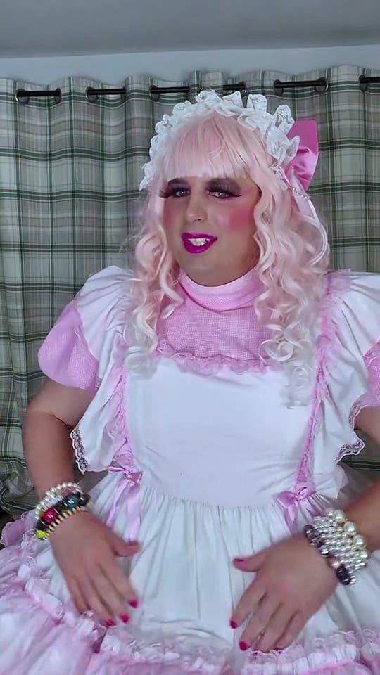 Post 1 by Nicole Starshine on TikTok (video)