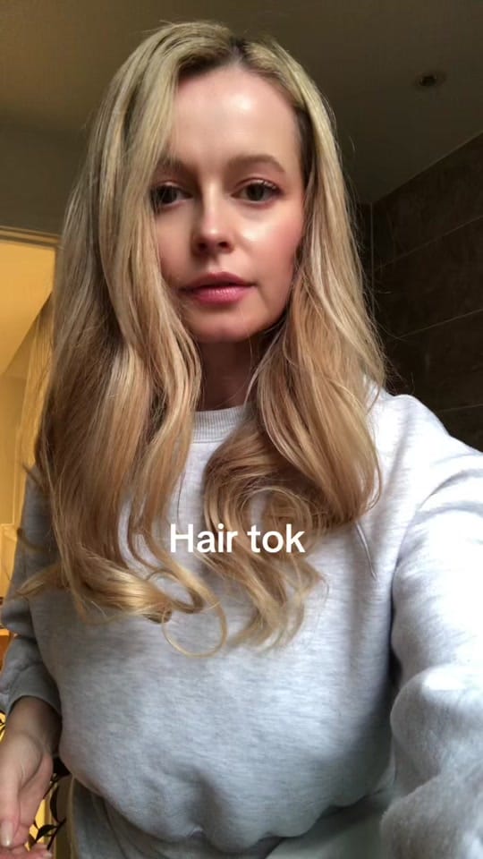 Post 5 by NADIA on TikTok (video)