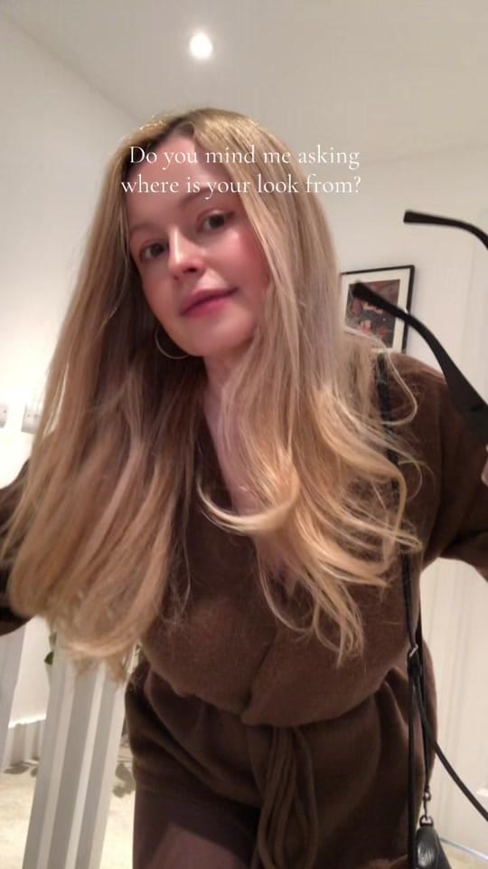 Post 6 by NADIA on TikTok (video)