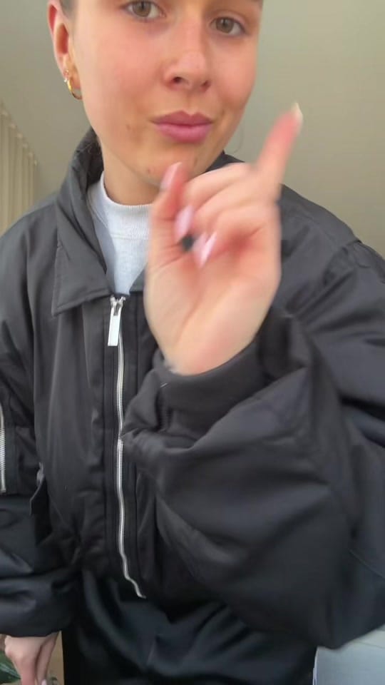 Post 10 by Riley Leeds on TikTok (video)