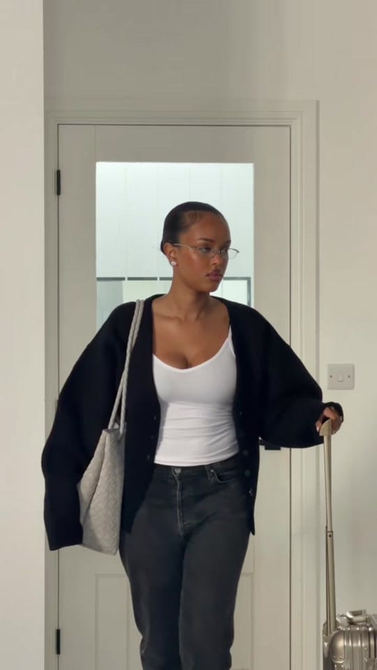 Post 4 by Bella Sabo on TikTok (video)