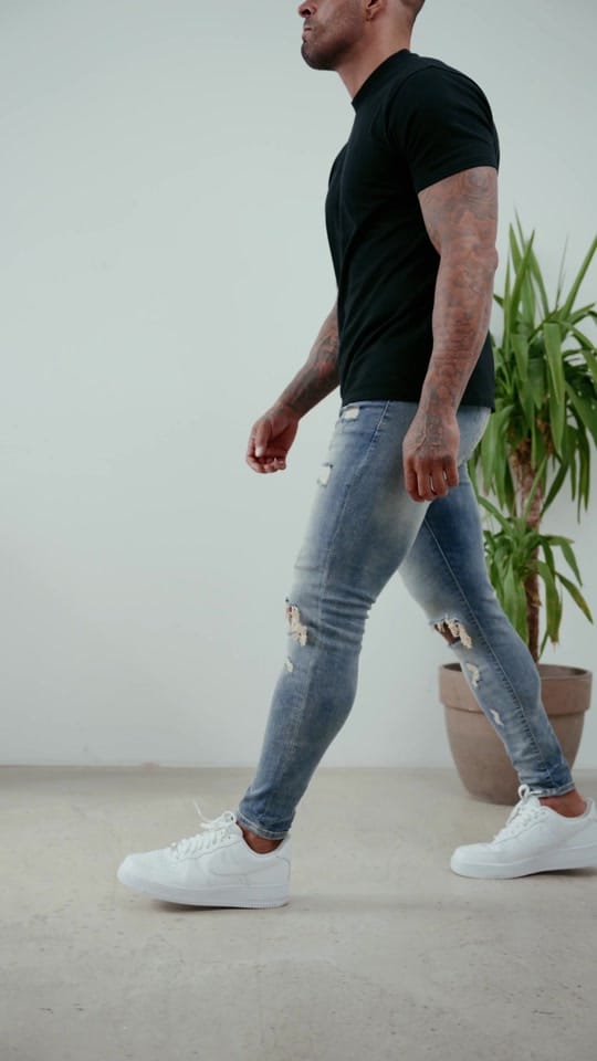 Post 10 by Legend London on TikTok (video)