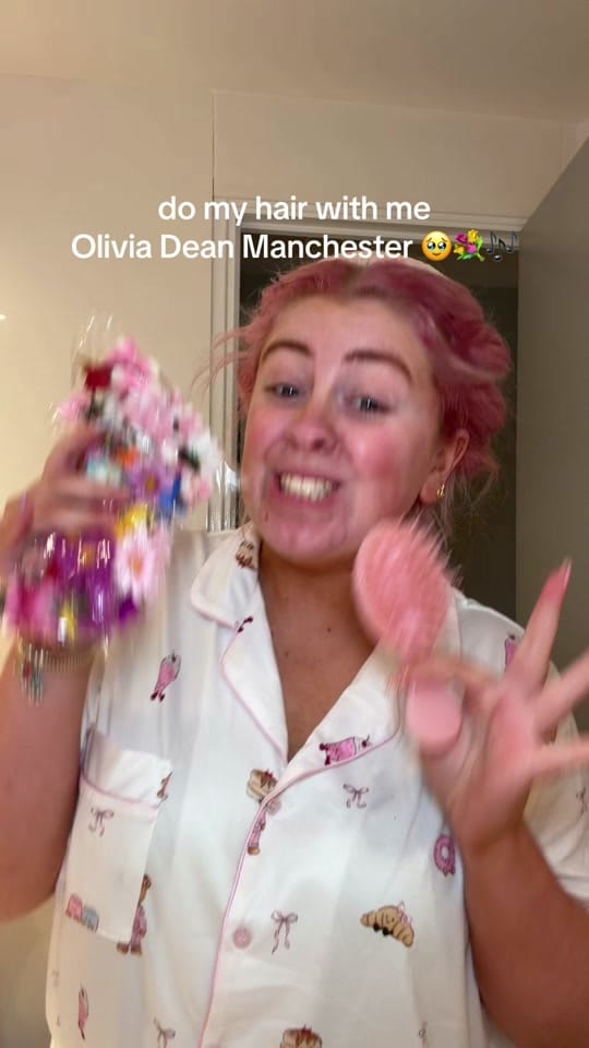 Post 6 by Beth Alexandra🎀 on TikTok (video)