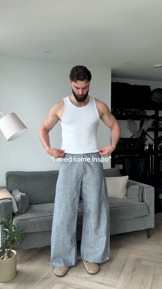 Post 3 by Alex Saunes on TikTok (video)