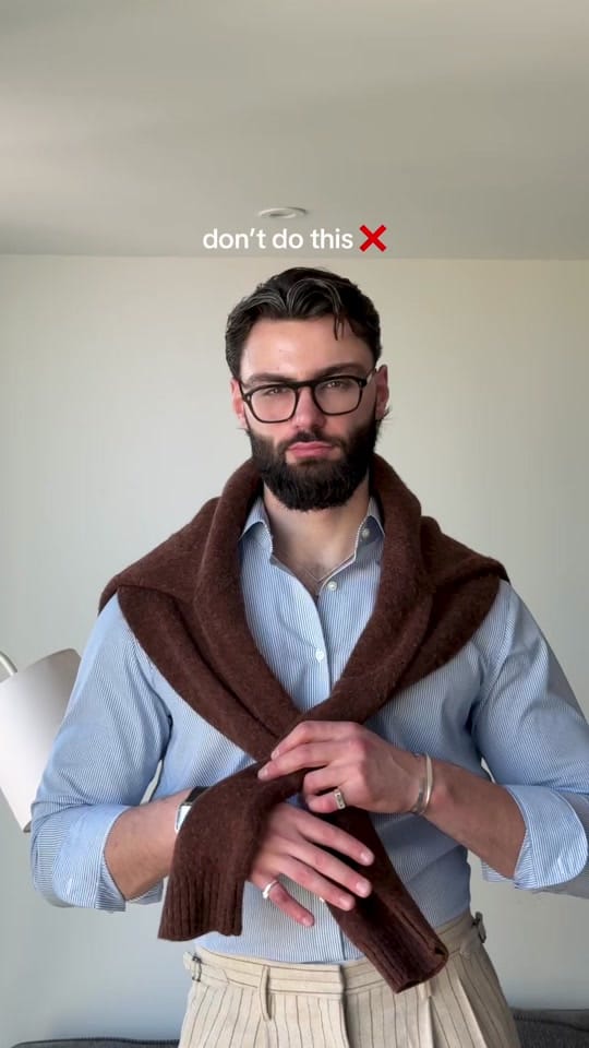 Post 5 by Alex Saunes on TikTok (video)