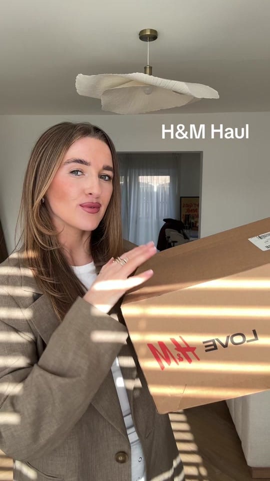 Post 8 by Helena Mulhearn! on TikTok (video)
