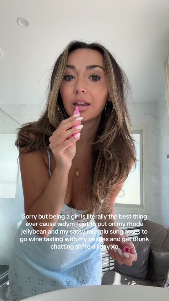 Post 4 by claire on TikTok (video)