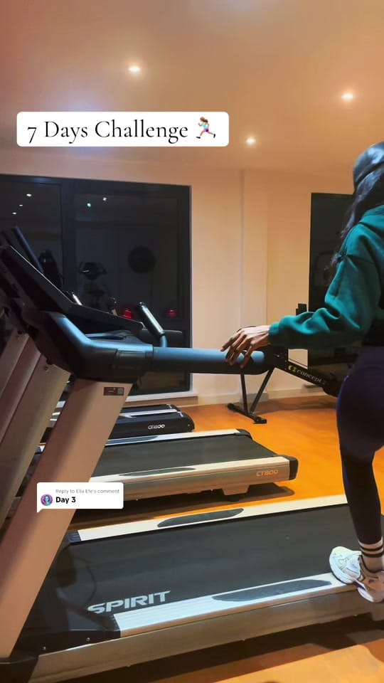 Post 7 by Ella Efe on TikTok (video)