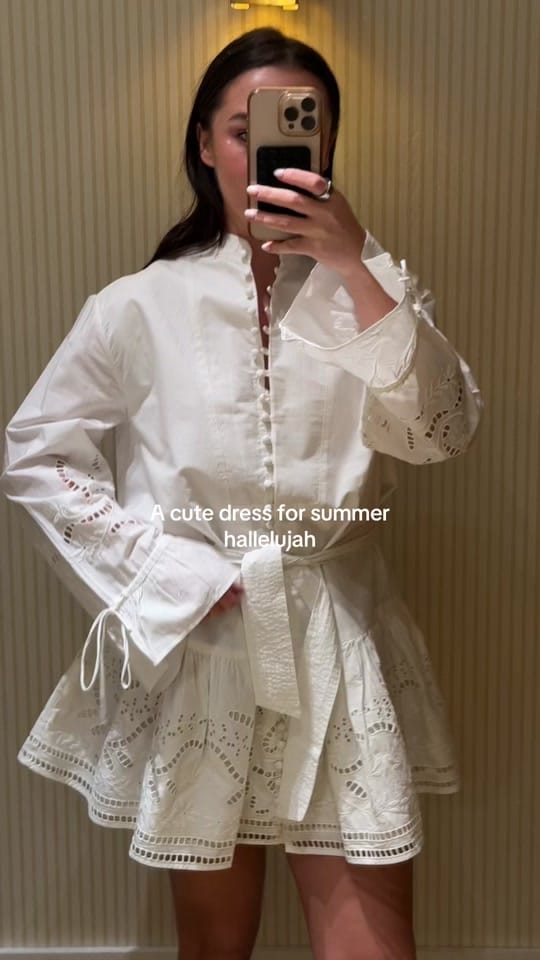 Post 1 by Fleur on TikTok (video)