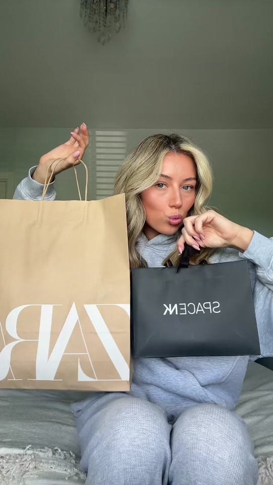 Post 1 by Chelsea Pardoe on TikTok (video)