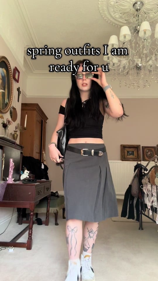 Post 2 by Liv <3 on TikTok (video)