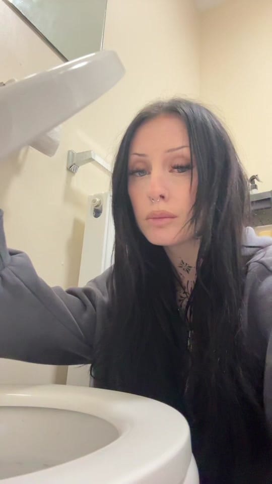 Post 7 by Gemma Blackburn | Nail Tech✨ on TikTok (video)