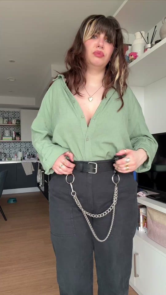 Post 5 by Estelle ⚢ on TikTok (video)