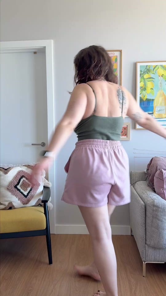 Post 3 by Estelle ⚢ on TikTok (video)