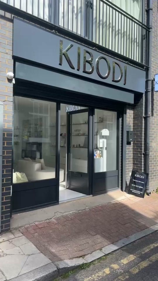 Post 2 by TypeDifferent•LDN Experiences on TikTok (video)
