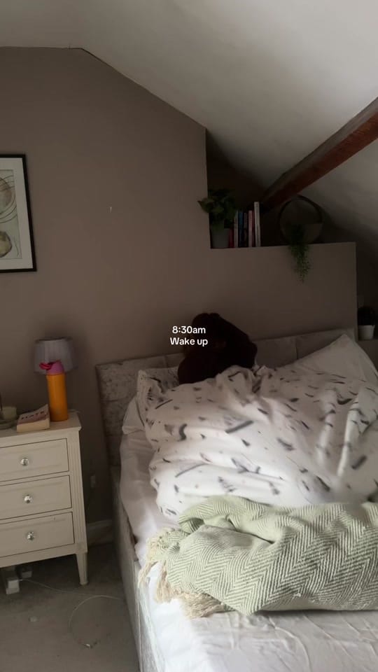 Post 5 by Emily Anywhere🐬🐚🌺 on TikTok (video)