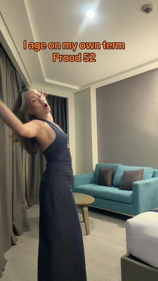Post 6 by fashionistasalondon on TikTok (video)