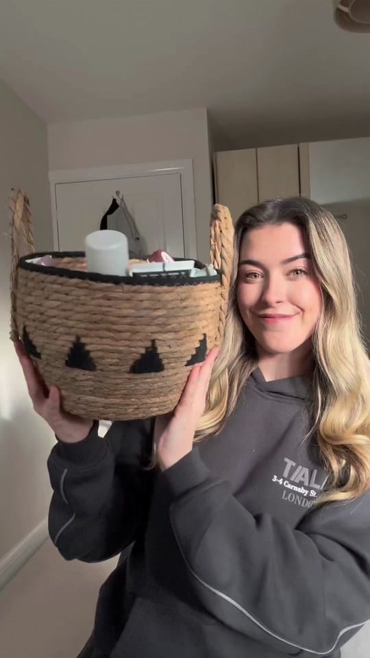 Post 10 by Simply Seren on TikTok (video)