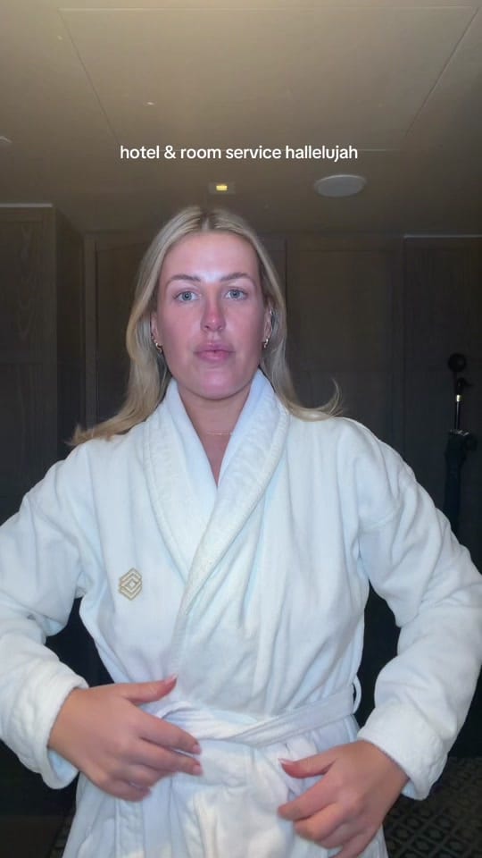Post 2 by katielouisequirke on TikTok (video)