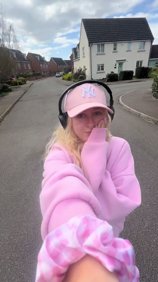 Post 8 by Summer 💋 on TikTok (video)