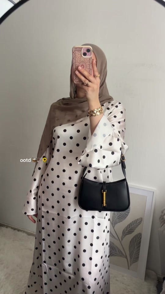 Post 6 by Malaika on TikTok (video)