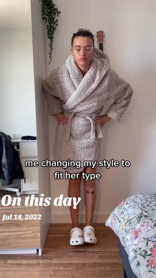 Post 9 by Lily on TikTok (video)