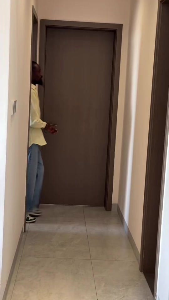 Post 1 by Vetements by London Tailor on TikTok (video)
