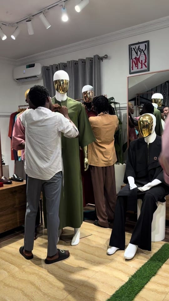 Post 5 by Vetements by London Tailor on TikTok (video)