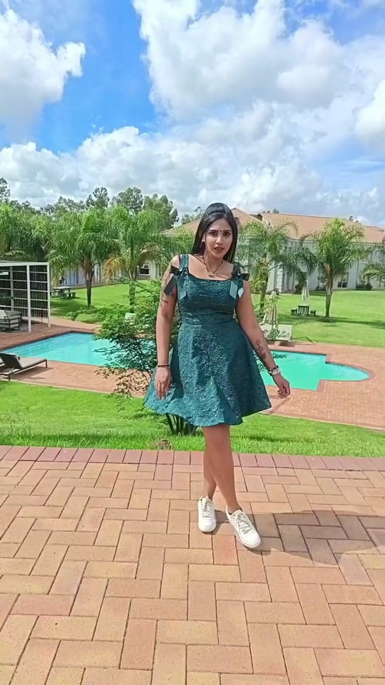 Post 2 by Nikita Salik on TikTok (video)