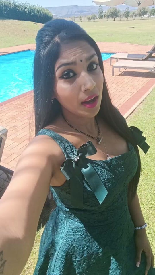 Post 1 by Nikita Salik on TikTok (video)