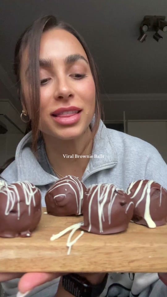 Post 10 by V I C T O R I A 🧡 on TikTok (video)