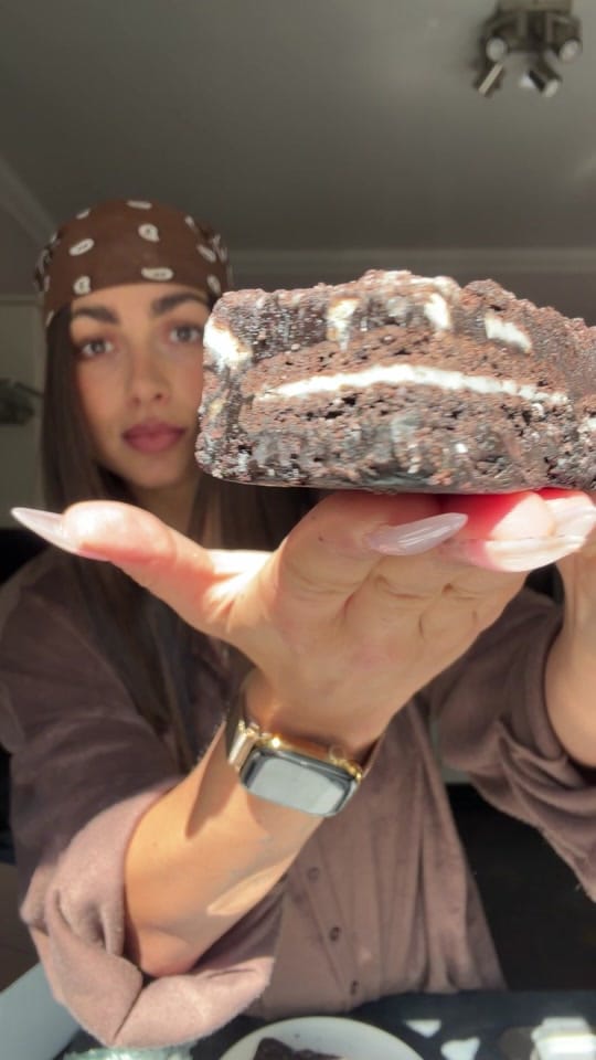 Post 2 by V I C T O R I A 🧡 on TikTok (video)