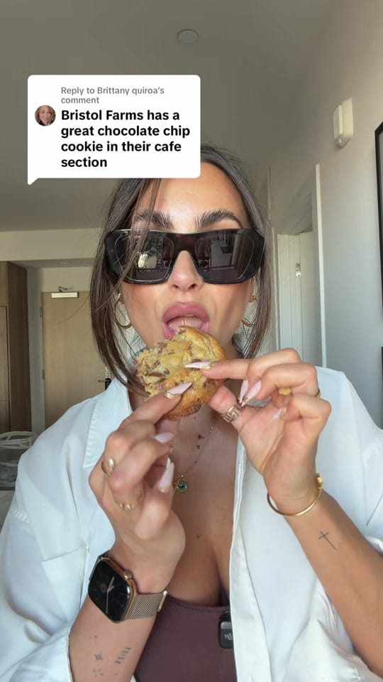 Post 6 by V I C T O R I A 🧡 on TikTok (video)