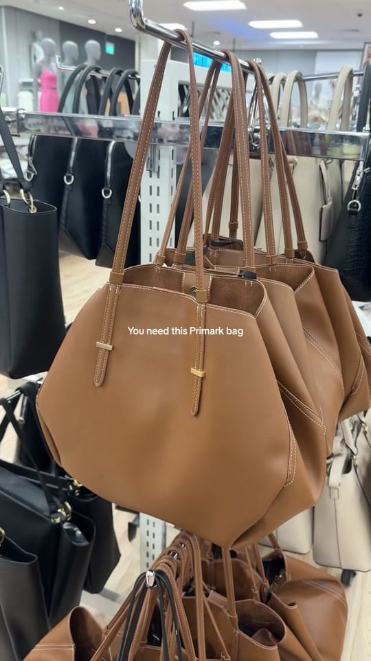 Post 10 by Lillian Mai on TikTok (video)