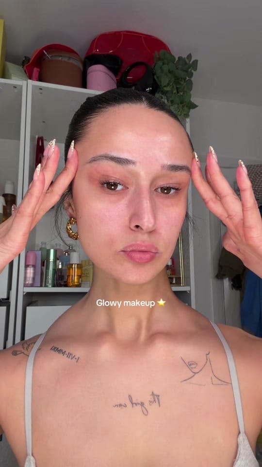 Post 8 by Hannah St Luce on TikTok (video)