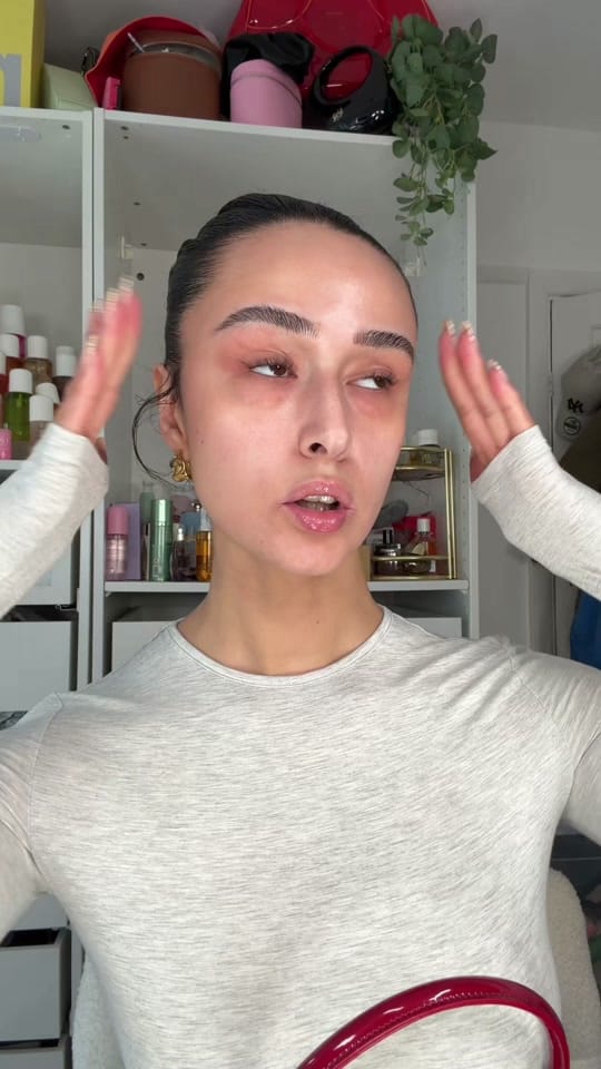 Post 2 by Hannah St Luce on TikTok (video)