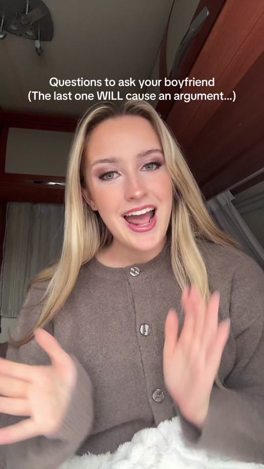 Post 8 by Mia Plant | Actress on TikTok (video)