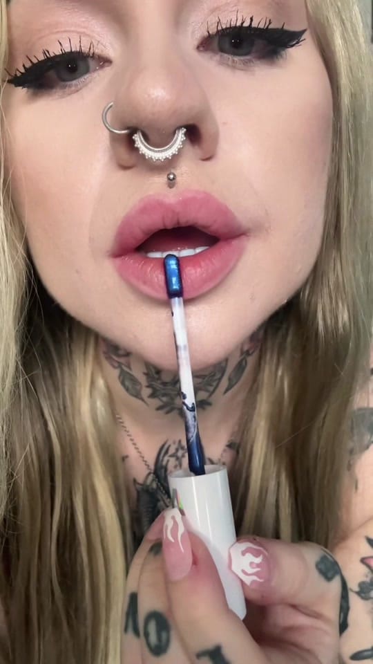 Post 3 by ashlestrange on TikTok (video)