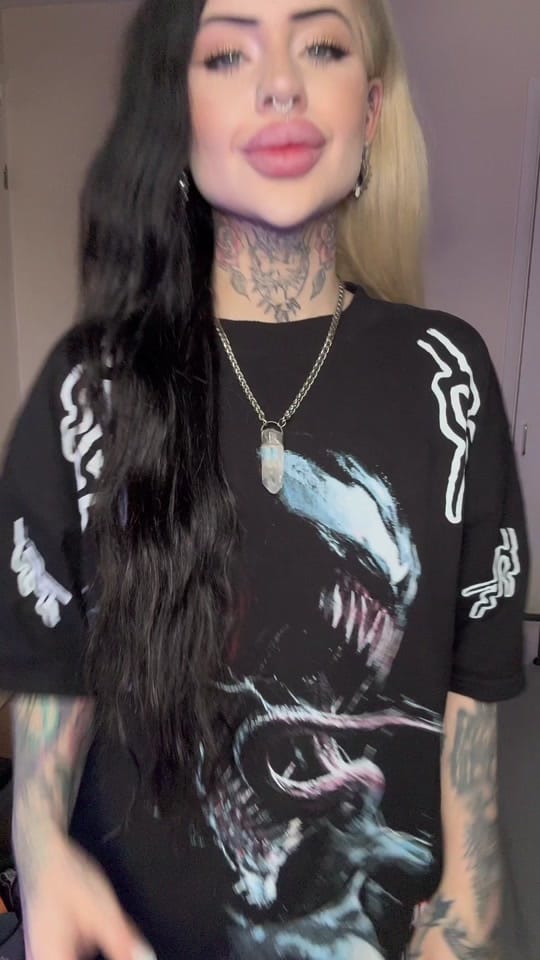 Post 10 by ashlestrange on TikTok (video)