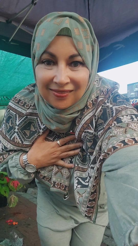 Post 9 by Fouzia1963 on TikTok (video)