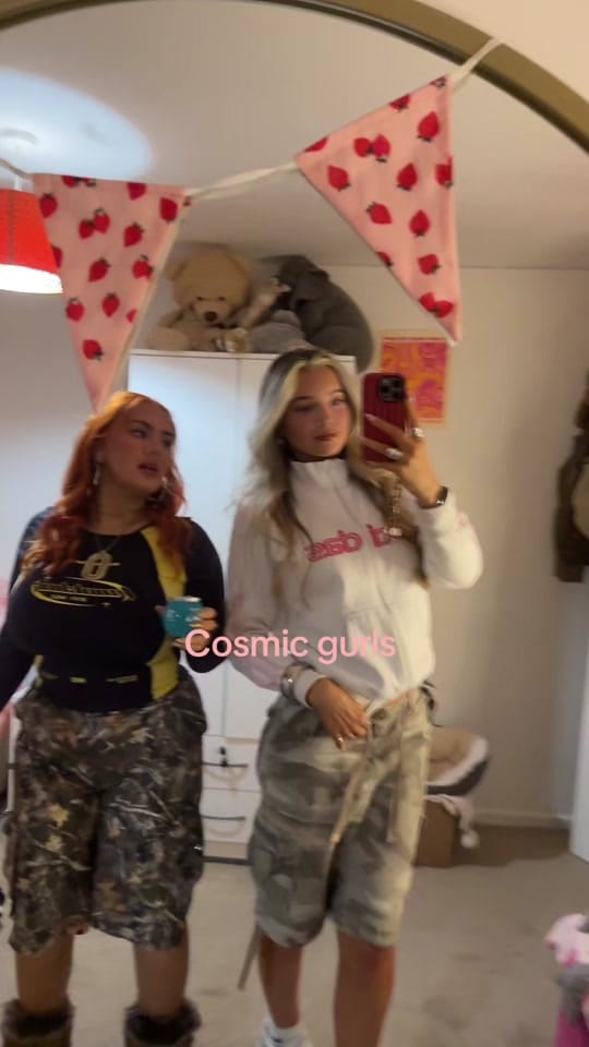 Post 8 by Moll⭐️ on TikTok (video)