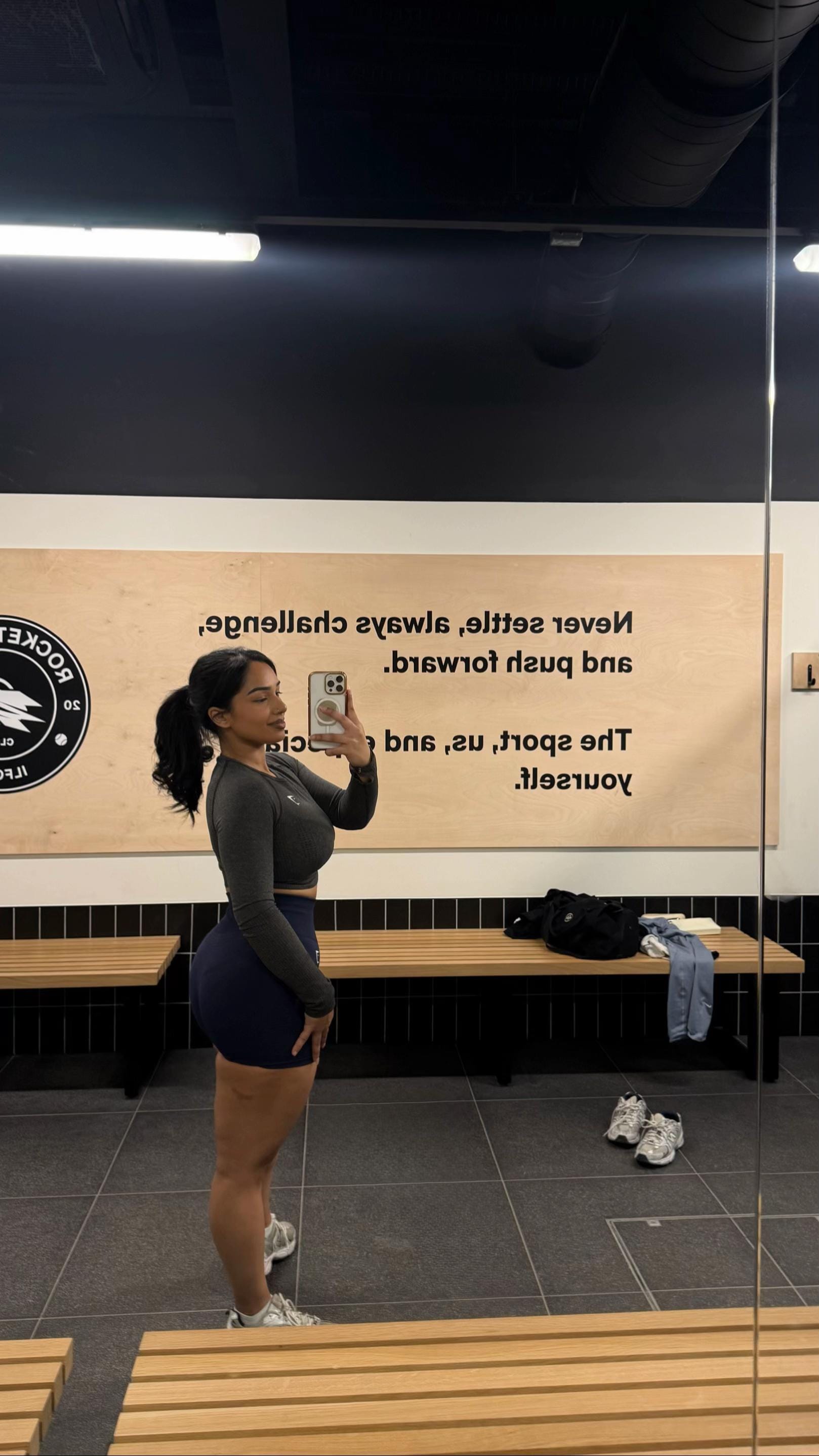 Post 4 by Svm on TikTok (video)