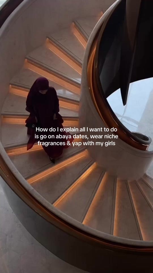 Post 3 by Nadia Allure on TikTok (video)