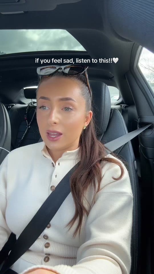 Post 1 by Hazel Maria Wood on TikTok (video)